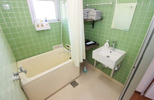 Showa Ward Apartamento | 4 minutes walk from the nearest station and 23 minutes to Nagoya station, which is in the middle of the city, making it easy to go from near to far for fun.