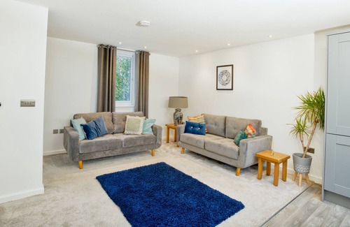 Lincoln Casa | 4 Motherby Hill