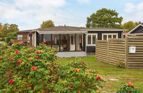 Hvidbjerg Strand Casa | Casa de vacaciones pintoresca en Jutlandia con terraza