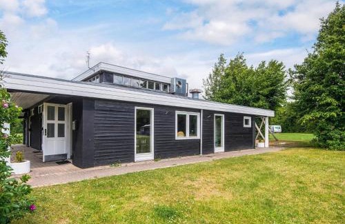 Hampen Casa | 4 person holiday home in Hampen