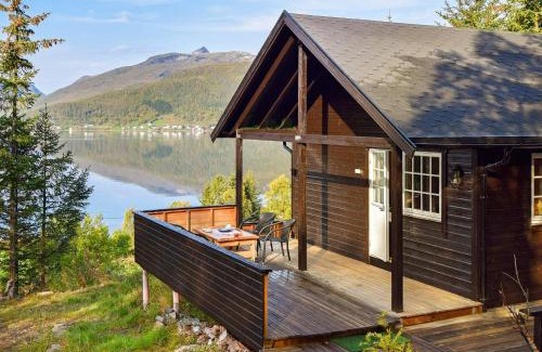 Botnhamn Casa | 4 person holiday home in Botnhamn