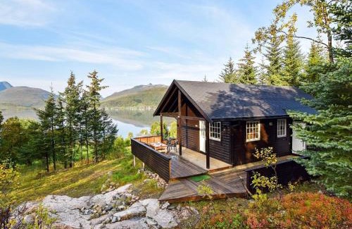 Botnhamn Casa | 4 person holiday home in Botnhamn