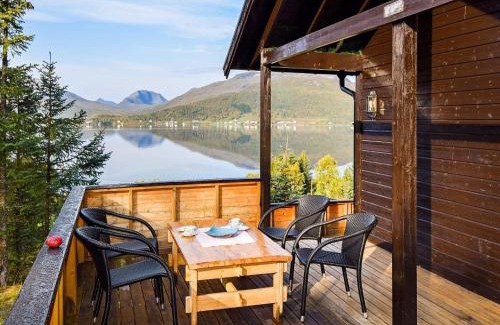 Botnhamn Casa | 4 person holiday home in Botnhamn
