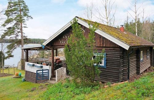 Skiro Casa | 4 person holiday home in VETLANDA