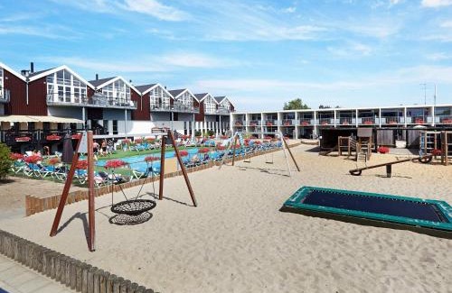 Bønnerup Strand Apartamento | 4 person holiday home on holiday park in Glesborg