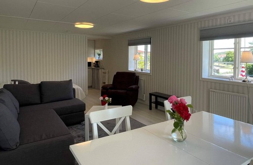 Skaerhamn Casa | 4 person holiday home in Skärhamn
