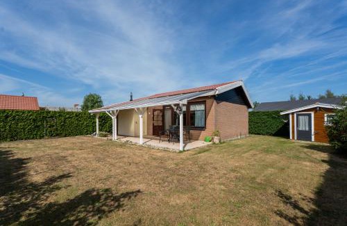 Yerseke Chalet De Esquí | 4-persoons chalet dichtbij de Oosterschelde