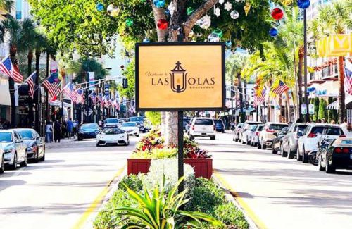 Poinsettia Heights Apartamento | 4-PLEX