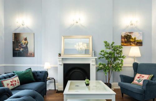 City Centre Dublin Apartamento | 4 Poster Luxury Georgian Apartment