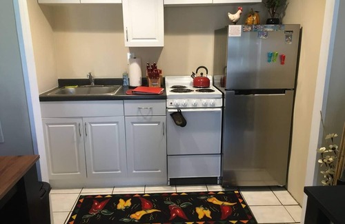 Poinsettia Heights Apartamento | #4: Quiet Studio w/Strong Wifi
