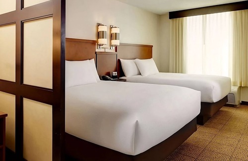 Austin Hotel | 4 Relaxing Units, FREE Parking, Short Drive to Sixth Street Historic District!