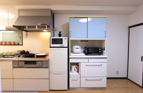 Nakagyo Ward Casa | 4 roomsMaximum 12people can rent the entire buildingLarge parking lot freeClose to / Kyoto Kyōto