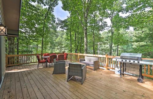 Beech Mountain Casa | 4-Season Family Retreat about 2 Mi to Ski Resort!