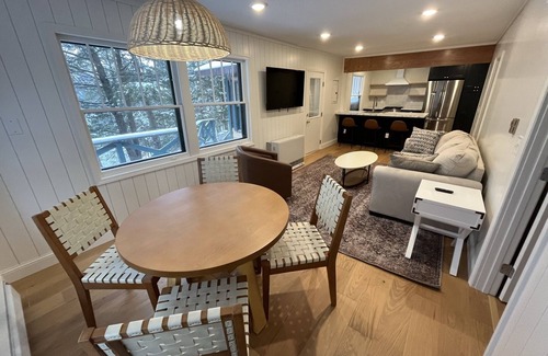 Cable Cabina | 4 Season Lake - Friend & Family Gatherings: Snowmobiling, Fishing, ATV & More!!