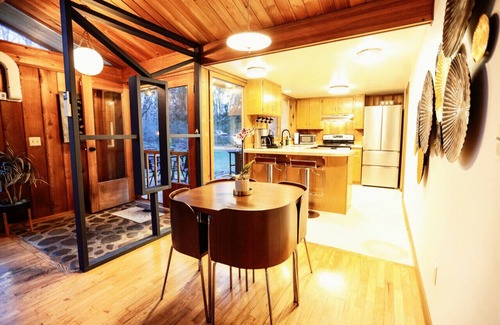 Port Angeles East Casa | 4 Season River Retreat