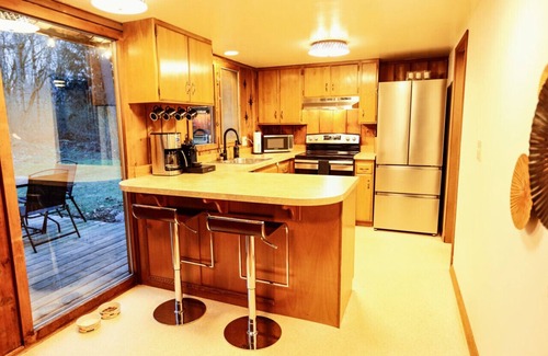 Port Angeles East Casa | 4 Season River Retreat