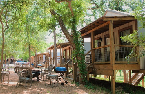 Seguin Cabina | 4 Son's Geronimo - Birdhouse Cabin