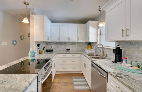 Ocean City Casa | Charming Retreat | Pool, Games, Near Beach!