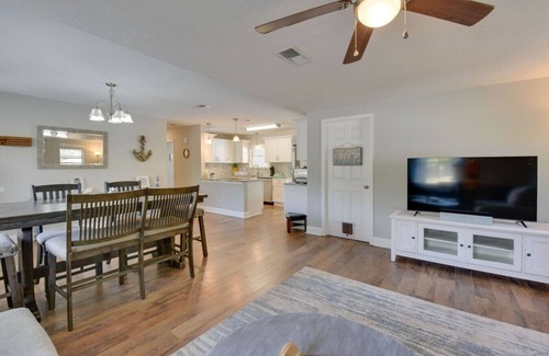 Ocean City Casa | Charming Retreat | Pool, Games, Near Beach!