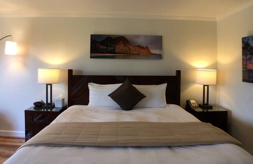 Hanamaulu Complejo | Beachfront Resort - Pasos a la playa, piscinas, jacuzzi, bar de la piscina- ¡WiFi gratis!