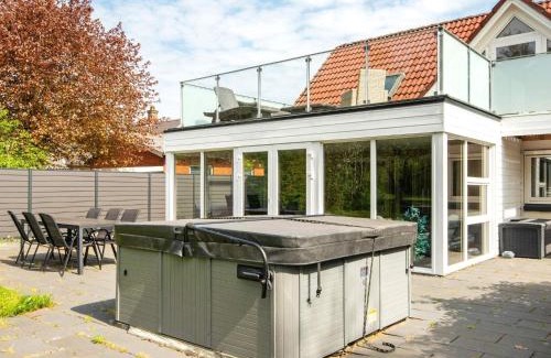 Henne Casa | 4 star holiday home in Henne