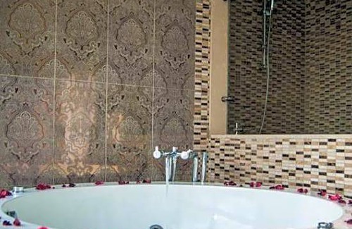 Raouche Hotel | Hotel de 4 estrellas ∙ Elite Hotel & Spa