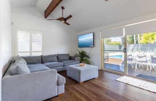 Salamander Bay Casa | 4 The Port Hole