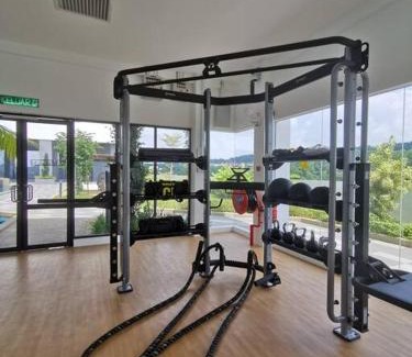 Kampung Bukit Dukong Apartamento | 4 Traders Garden 1 Bedroom Pool View Netflix WiFi