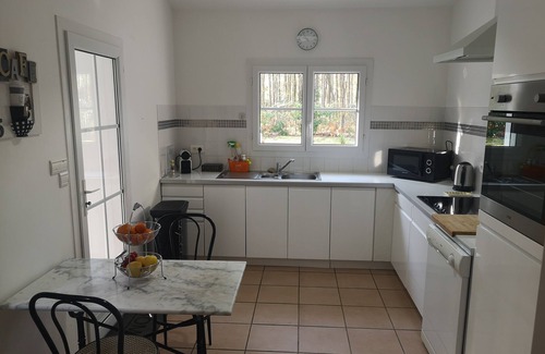 Jard-sur-Mer Villa | VILLA CON PISCINA CLIMATIZADA EN EL BOSQUE DEL PINO CERCA DEL MAR JARD SUR MER