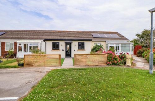 Llanasa Casa | 4 Willow Grove - Freehold