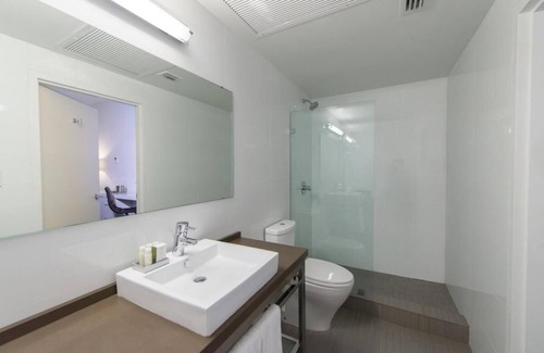 Downtown Miami Hotel | 4 x Savvy Double at YVE Hotel Miami