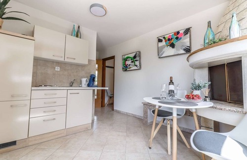 Mugeba Apartamento | 4 You Apps / Studio A1