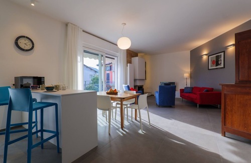 Verbania Casa | 4-zimmer-haus mit Garten und Balkon in Zentraler und Sonniger Lage