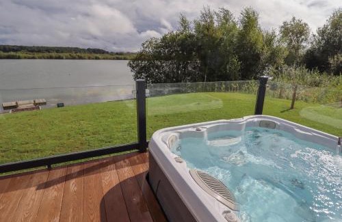 Oakmere Casa | 40 Delamere Point
