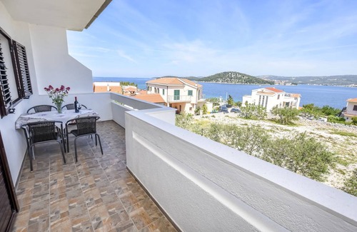 Razanj Apartamento | 40 m² Apartamento ∙ 1 habitación ∙ 4 huéspedes