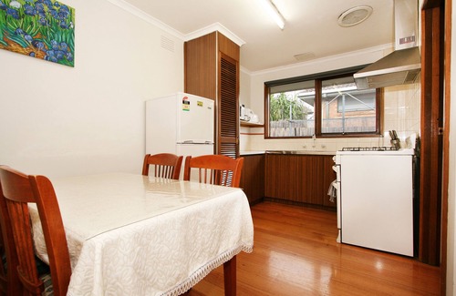 Box Hill North Casa | 40 Thames Holiday Unit