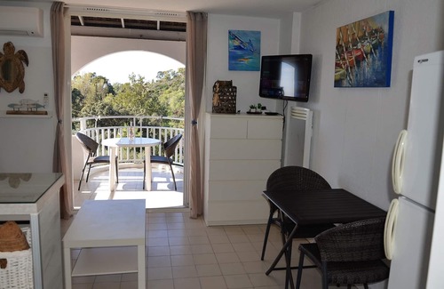 Cavaliere Apartamento | 400m SEA VIEW-BEAUTIFUL STUDIO -3 *-SAFETY TERRACE - Wi-Fi -CLIM-PRIVATE PARKING