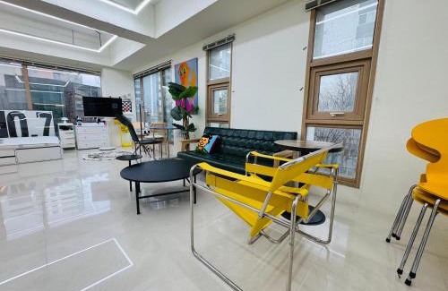 Seongsu Apartamento | 401, Atelier Seongsu Riverside Loft Cherry Blossom Road Han River airport bus