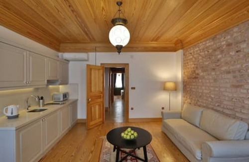 Old City Apartamento | 401 · Old City Brand New SPACIOUS with Balcony