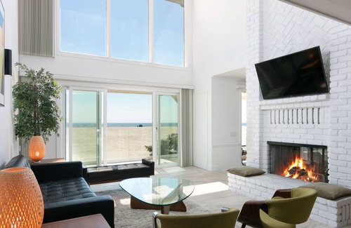 Hollywood Beach Casa | 4021O: 3 BR, 3.5 BA House in Oxnard, Sleeps 10