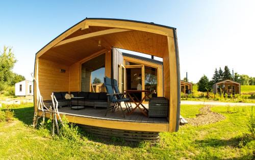 Bleckede Casa | 408-Kleinis Tiny House mit Kamin bis 4 Pers