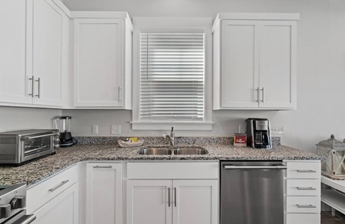 Thomas Drive Casa | 4101 Choctaw St