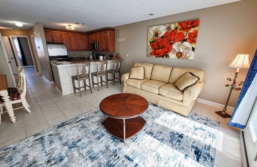 North Topsail Beach Condominio | 411-B Villa Capriani: Ocean Views & Beach Bliss!