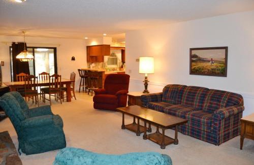 Hot Springs Village Casa | 42 Lequita Place