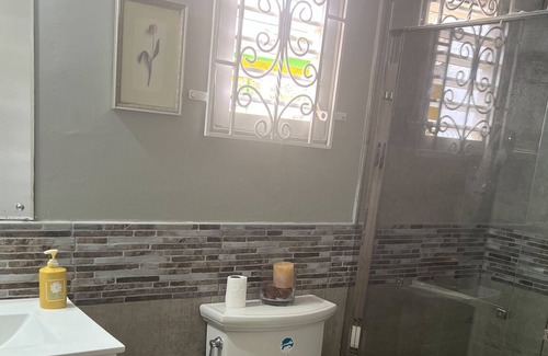 St.Bran's Burg Casa | 420 friendly- 2 miles from the beach