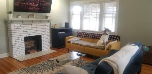Trinidad Casa | 420 Friendly Charming 3 Bedroom, Walk To Downtown