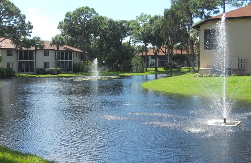 South Bradenton Condominio | 4203 -Charming 2-bedroom condo with gorgeous view - near beaches and IMG Academy