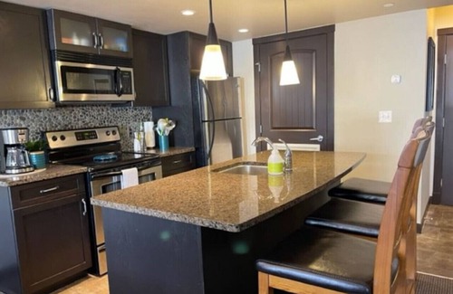 Copperstone Resort Apartamento | EAGLE'S CREST - 2 LEVEL MOUNTAINSIDE - OUTDOOR HOT TUB & FIRE TABLE