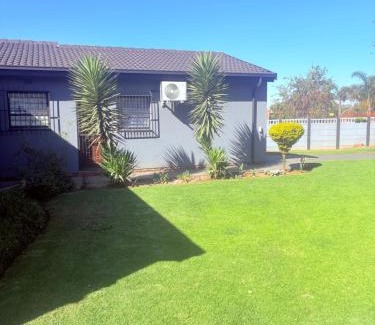 Emalahleni Casa | 43 Home