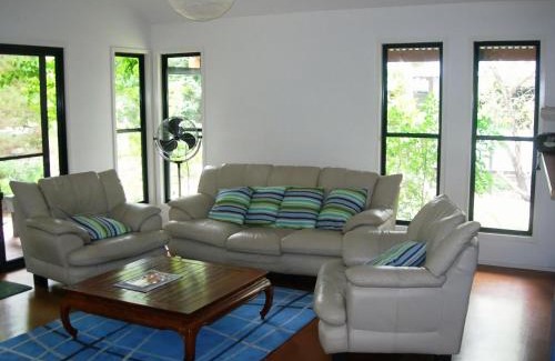 Rainbow Beach Casa | 43 Satinwood Drive Rainbow Shores